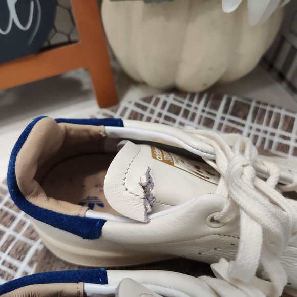 💞GUC Adidas Stan Smith Genuine Leather Low Top Lace Up Dress Sneaker, Unisex, 5 - Picture 11 of 16